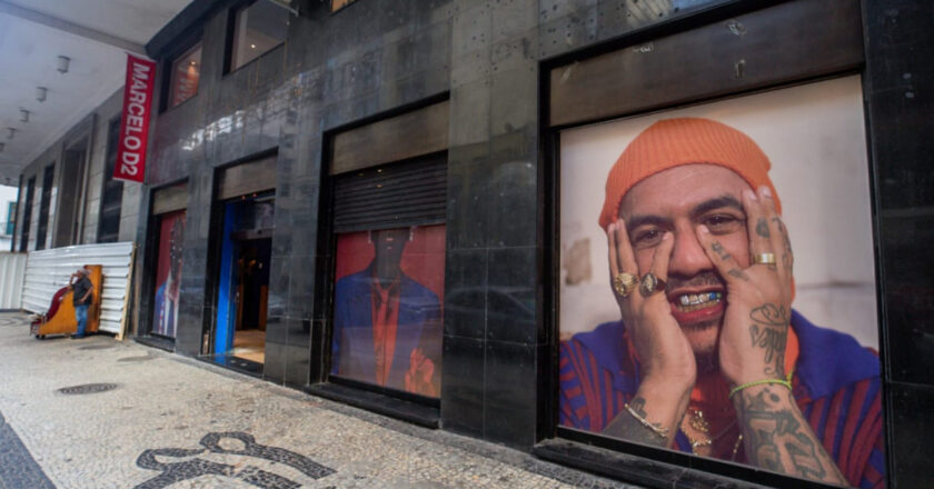 Exposição sobre o novo samba tradicional no Centro do Rio com Marcelo D2