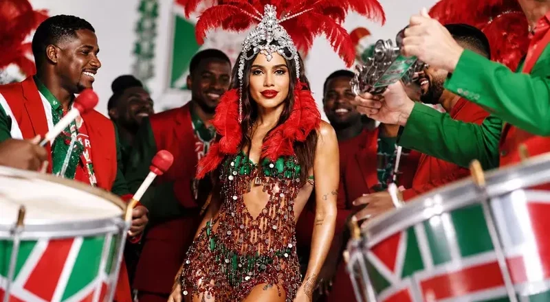 Final de semana: Coroação da Rainha Anita e finais dos sambas-enredo.