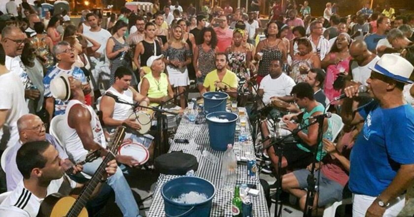 Projeto Criolice completa 16 anos com feijoada grátis e muito samba na capital do subúrbio.